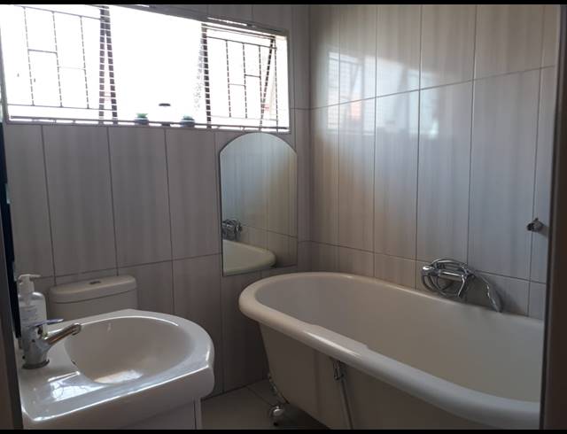 3 BEDROOM HOUSE FOR SALE IN RUSTENBURG NORTH